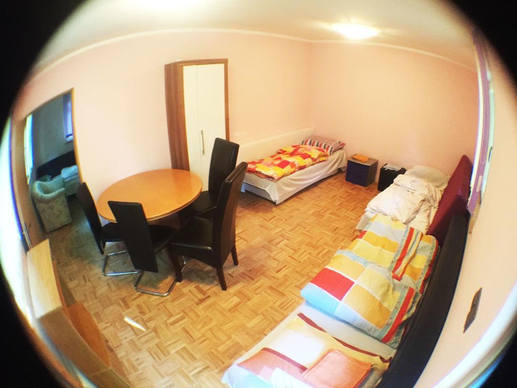 Blazic II Hotel Maribor Bagian luar foto